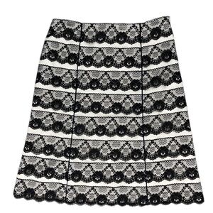 LAUNDRY by Shelli Segal Black and White Lace Skirt | 6